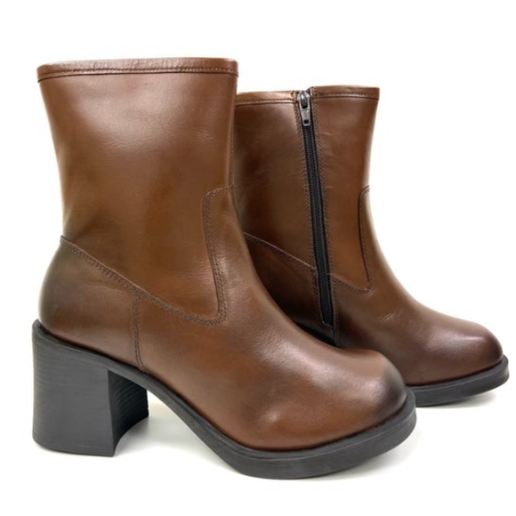 Lyla 70's Cognac BootRegular price$119.00 - Picture 11 of 15